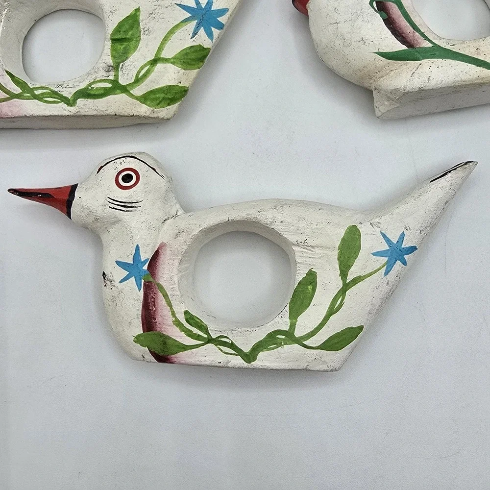 Lot Of 4 Hand Painted Artisan‎ Folk Art Chicken Bird Wooden Napkin Ring Holder